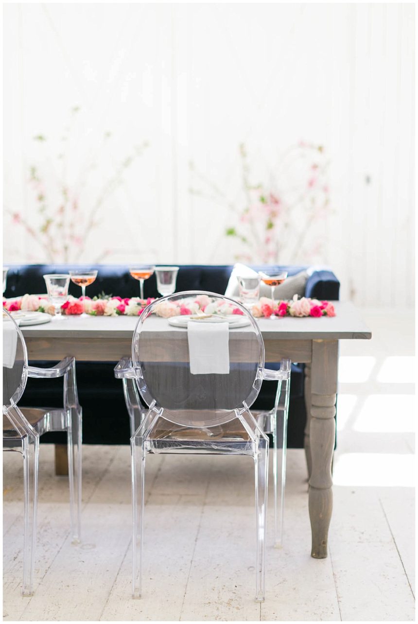 Using Lucite in Your Chic Modern  Wedding  Dallas  Barn 