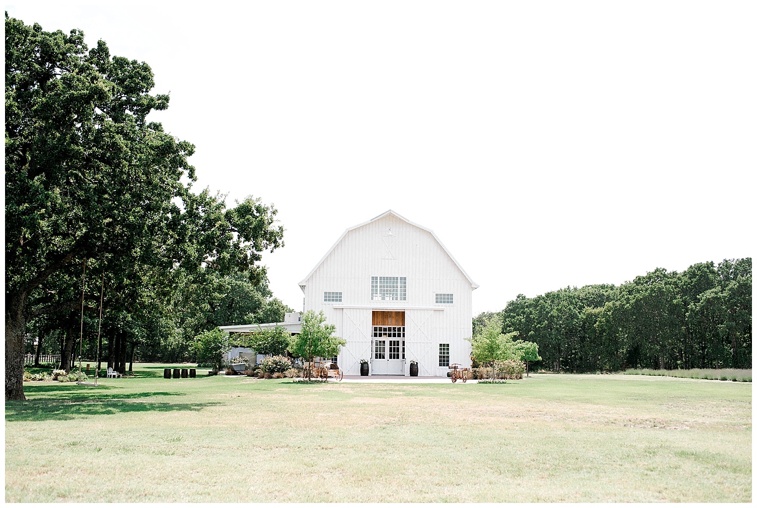 Morgan and Saul Perfect Wedding day | The White Sparrow Barn